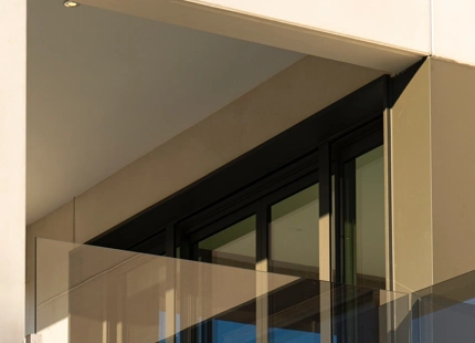 LUJOSA VILLA CONTEMPORÁNEA CON VISTAS AL MEDITERRÁNEO