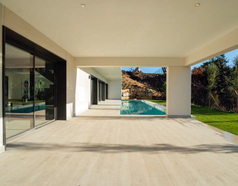 Villa for sale in Benalmadena