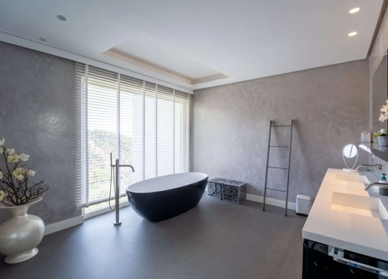 EXCEPTIONAL CONTEMPORARY PROPERTY FOR SALE IN LA ZAGALETA