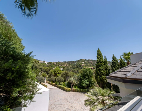 Villa for sale in La Zagaleta, Benahavis
