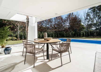 LUXURY VILLA FOR SALE IN EL CAMPANARIO