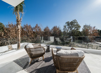 LUXURY VILLA FOR SALE IN EL CAMPANARIO