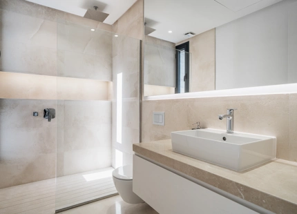 LUXURY VILLA FOR SALE IN EL CAMPANARIO