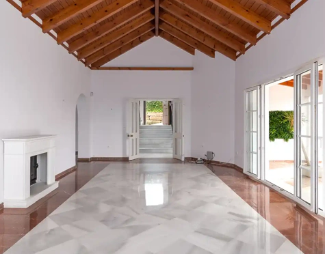 Villa for sale in Elviria Hills, Marbella Este
