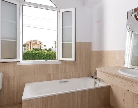 Villa for sale in Elviria Hills, Marbella Este