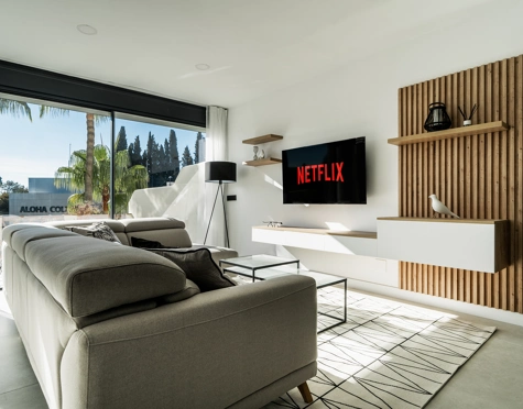 Town House for sale in Los Pinos de Aloha, Nueva Andalucia