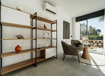 CHARMING TOWNHOUSE IN LOS PINOS DE ALOHA 