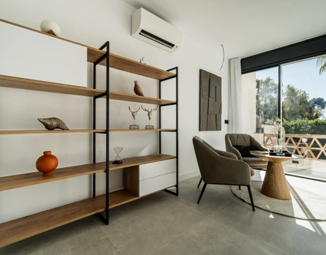 Town House for sale in Los Pinos de Aloha, Nueva Andalucia