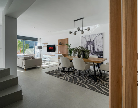 Town House for sale in Los Pinos de Aloha, Nueva Andalucia