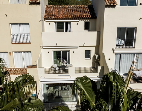 Town House for sale in Los Pinos de Aloha, Nueva Andalucia