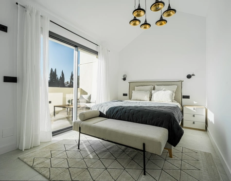 Town House for sale in Los Pinos de Aloha, Nueva Andalucia