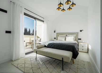 CHARMING TOWNHOUSE IN LOS PINOS DE ALOHA 