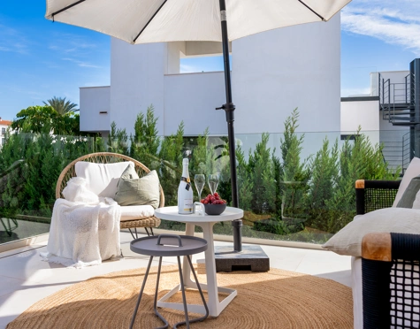 Villa for sale in Marbella - Puerto Banus
