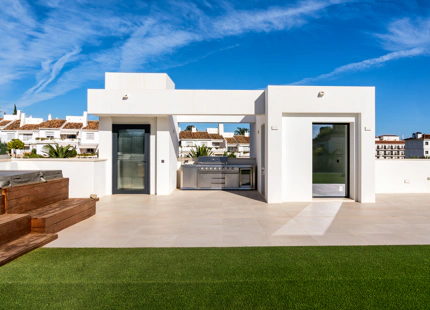 EXCEPCIONAL VILLA EN VENTA EN EL CORAZÓN DE MARBELLA
