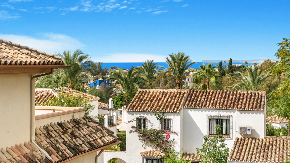 Villa en venta en Rio Real, Marbella Este
