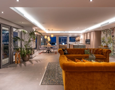 Villa en venta en El Herrojo, Benahavis