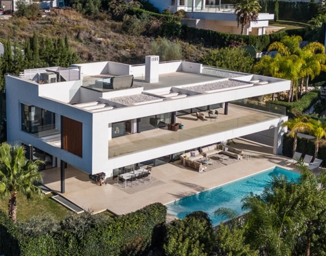 IMPRESIONANTE VILLA CONTEMPORÁNEA EN VENTA EN NUEVA ANDALUCÍA, MARBELLA