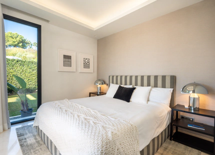 IMPRESIONANTE VILLA CONTEMPORÁNEA EN VENTA EN NUEVA ANDALUCÍA, MARBELLA