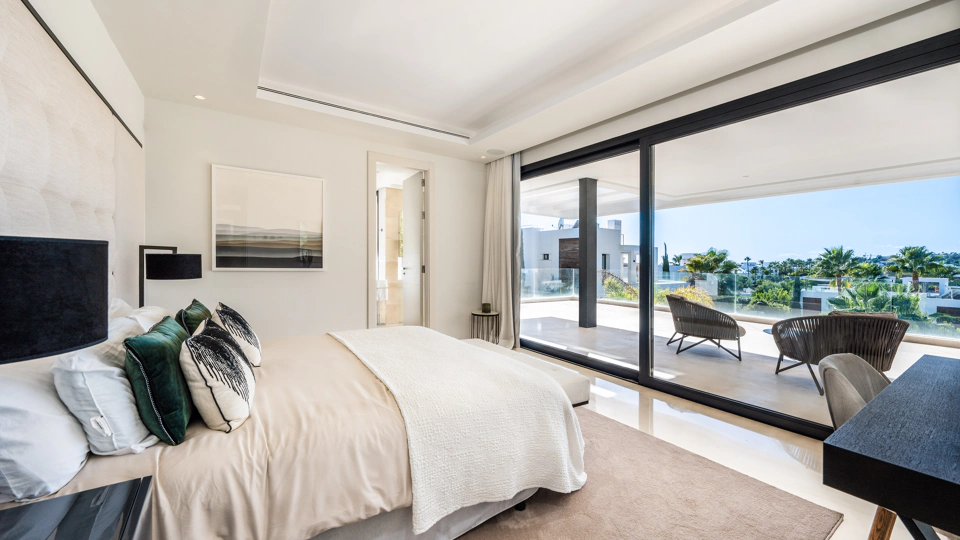 Villa en venta en Los Olivos, Nueva Andalucia