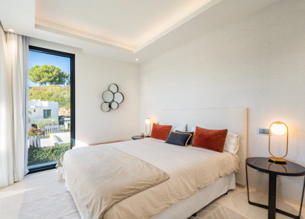IMPRESIONANTE VILLA CONTEMPORÁNEA EN VENTA EN NUEVA ANDALUCÍA, MARBELLA