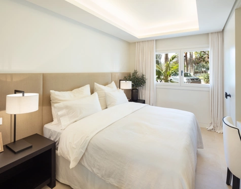 Ground Floor Apartment for sale in Puente Romano, Marbella Golden Mile