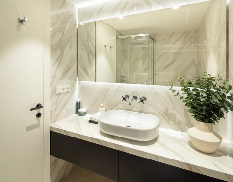 Ground Floor Apartment for sale in Puente Romano, Marbella Golden Mile