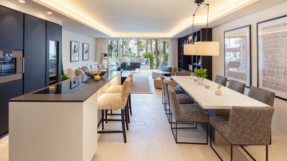 Apartamento Planta Baja en venta en Puente Romano, Marbella Golden Mile