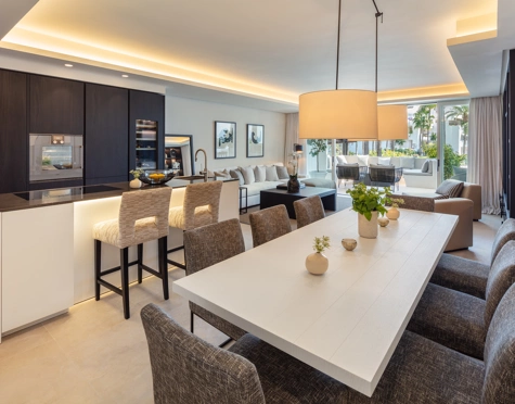 Ground Floor Apartment for sale in Puente Romano, Marbella Golden Mile