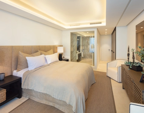 Ground Floor Apartment for sale in Puente Romano, Marbella Golden Mile