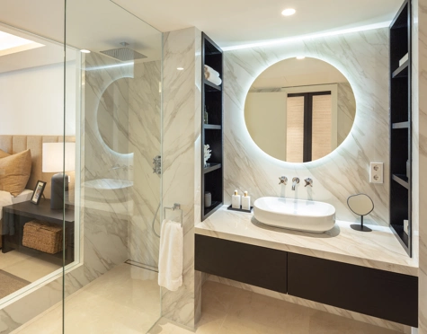 Ground Floor Apartment for sale in Puente Romano, Marbella Golden Mile