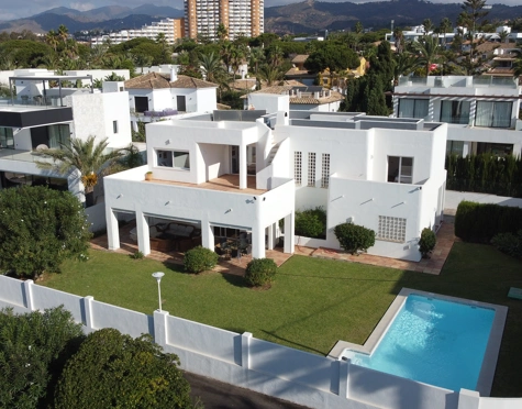 Villa for sale in Marbesa, Marbella Este