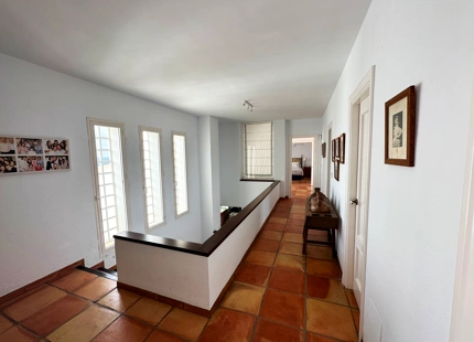 UNIQUE SECOND-LINE BEACH VILLA TO REFORM FOR SALE IN MARBESA