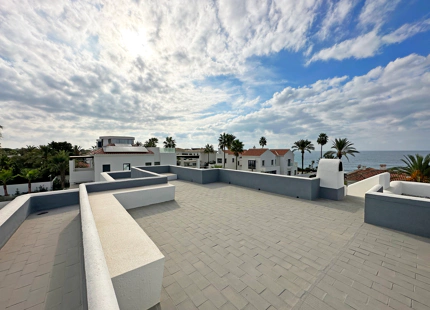 UNIQUE SECOND-LINE BEACH VILLA TO REFORM FOR SALE IN MARBESA