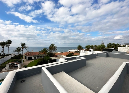 UNIQUE SECOND-LINE BEACH VILLA TO REFORM FOR SALE IN MARBESA