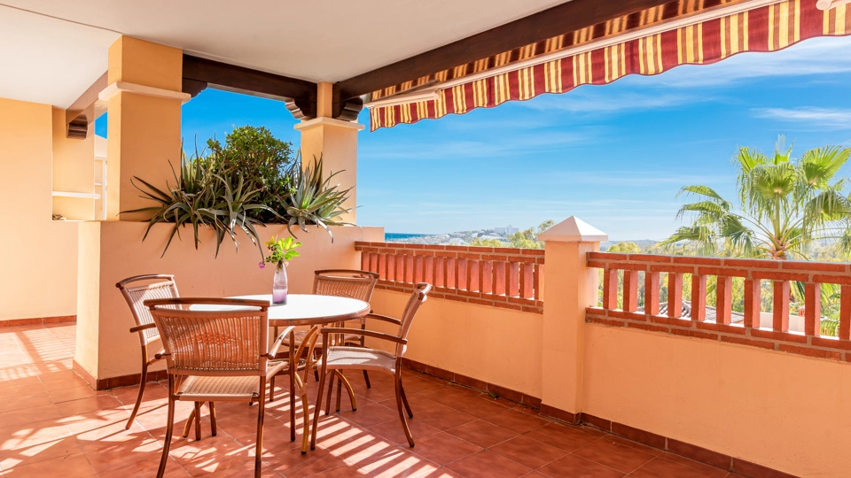 Apartamento en venta en Nueva Atalaya, Estepona Este