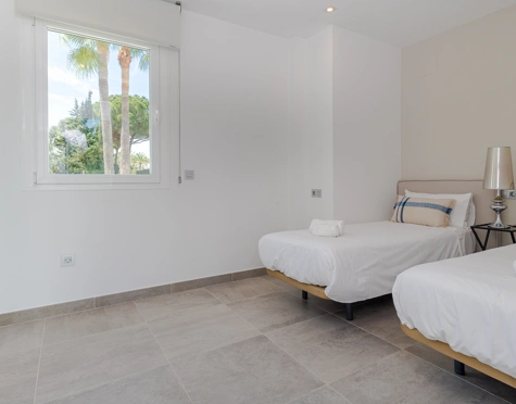 Villa for sale in Nueva Andalucia, Marbella