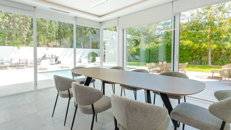 Villa en venta en Nueva Andalucia, Marbella