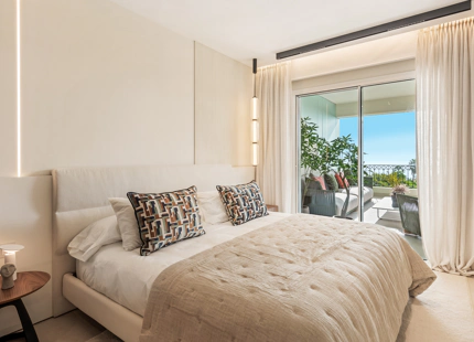 APARTAMENTO ELEGANTE CON VISTAS AL MAR EN EL GOLDEN MILE, MARBELLA