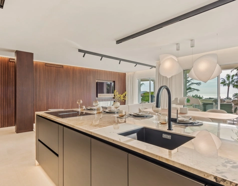 Apartment for sale in Altos Reales, Marbella Golden Mile