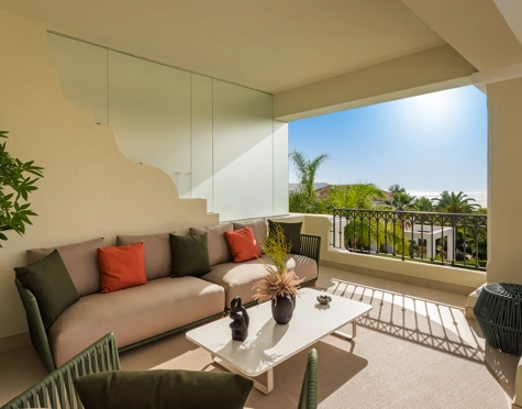 Apartment for sale in Altos Reales, Marbella Golden Mile
