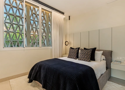APARTAMENTO ELEGANTE CON VISTAS AL MAR EN EL GOLDEN MILE, MARBELLA