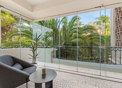 APARTAMENTO ELEGANTE CON VISTAS AL MAR EN EL GOLDEN MILE, MARBELLA