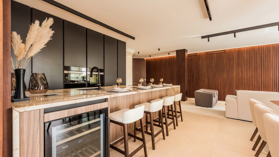 Apartamento en venta en Altos Reales, Marbella Golden Mile