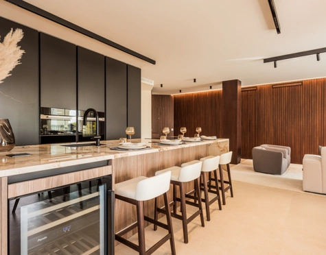 Apartment for sale in Altos Reales, Marbella Golden Mile