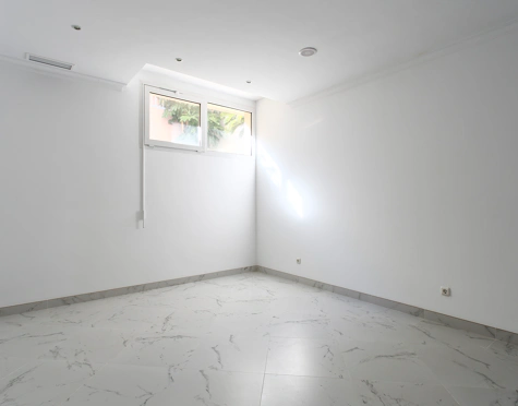 Villa en venta en Los Flamingos Golf, Benahavis