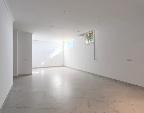 Villa en venta en Los Flamingos Golf, Benahavis