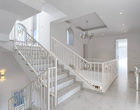 Villa en venta en Los Flamingos Golf, Benahavis