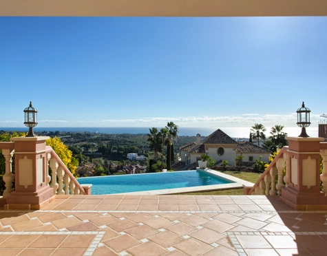 Villa en venta en Los Flamingos Golf, Benahavis