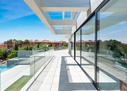 STUNNING BRAND NEW PROPERTY FOR SALE IN BENAHAVÍS