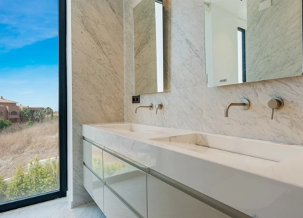 STUNNING BRAND NEW PROPERTY FOR SALE IN BENAHAVÍS